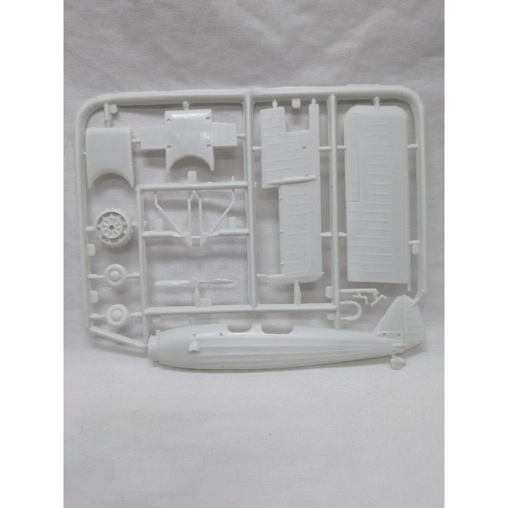 LWS CZAPLA Communication Observation Aircraft 1/72 Model Kit